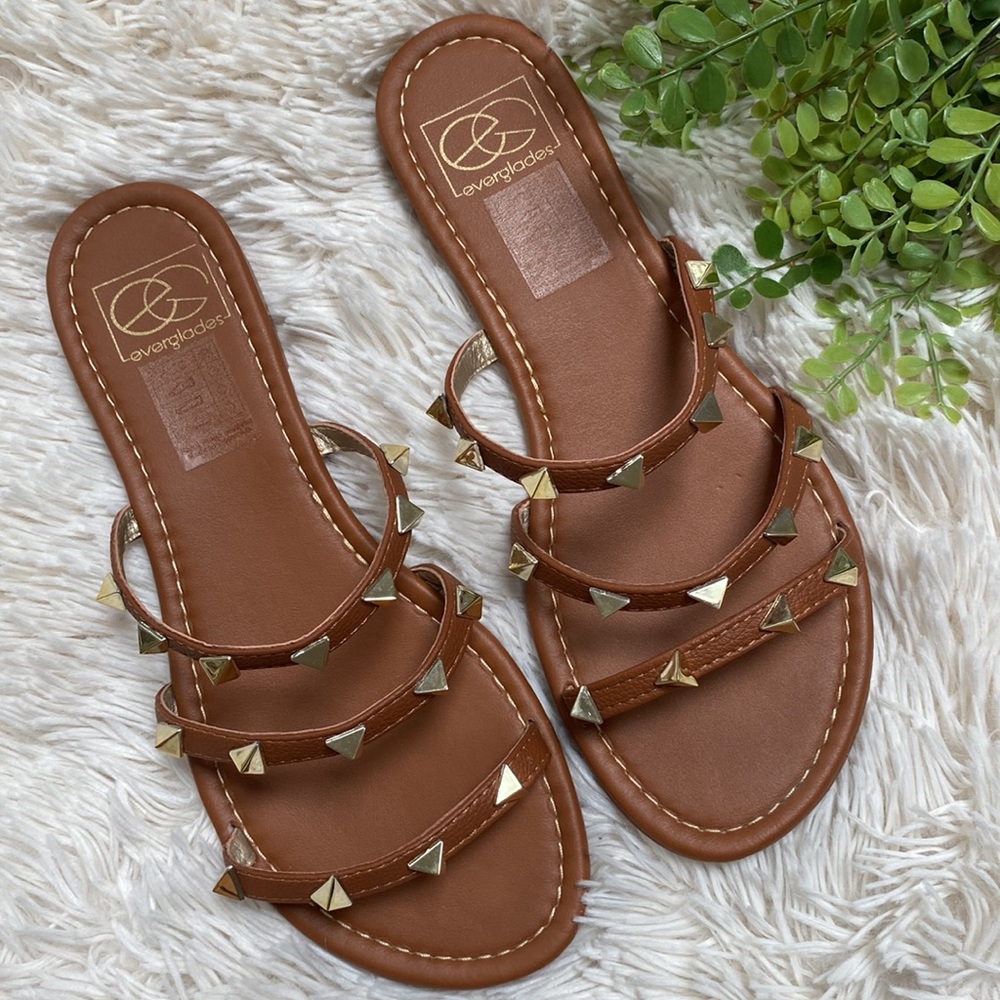 🎉HP🎉 Everglades Studded Strap Sandals 💗 Cognac & Gold